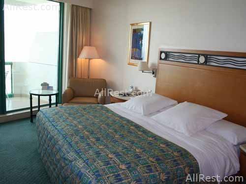Hilton Dubai Jumeirah 9